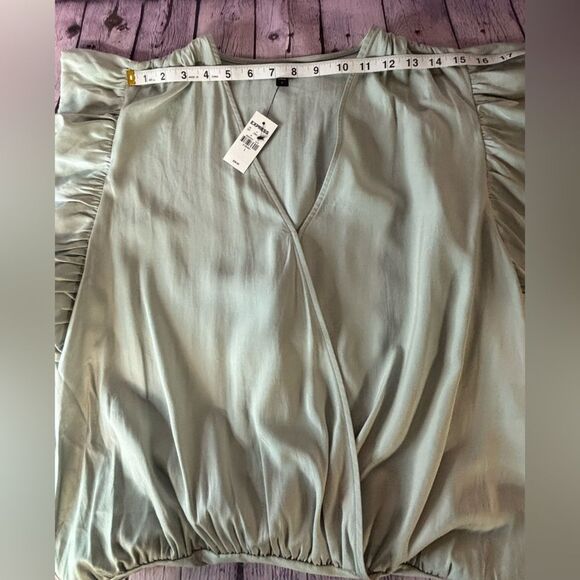 NWT Express Sage Green Flutter Sleeve Dreamy Romantic Surplice Thong Bodysuit L - Picture 5 of 7
